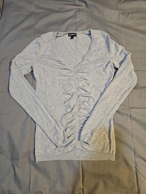 Express Light Gray Ruched V-Neck Long Sleeve Top